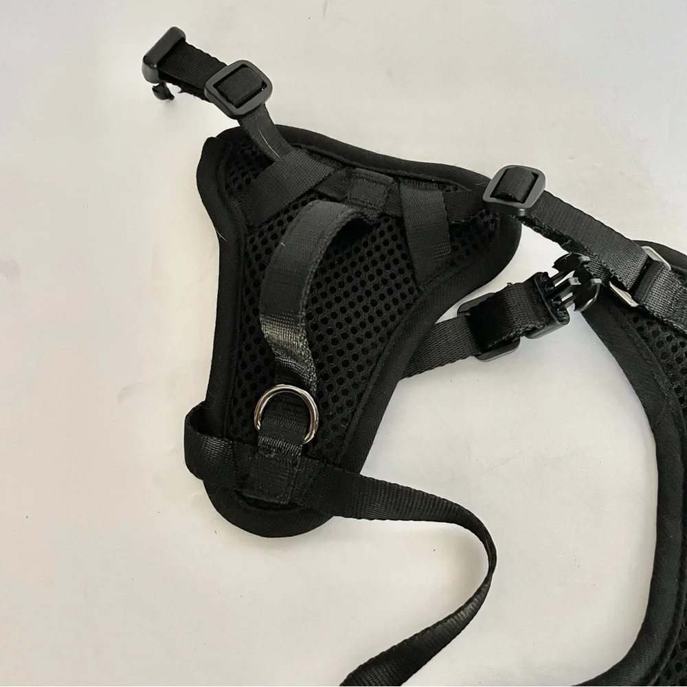 Canadian Pooch Everything Harness Black Dog Harness Size small